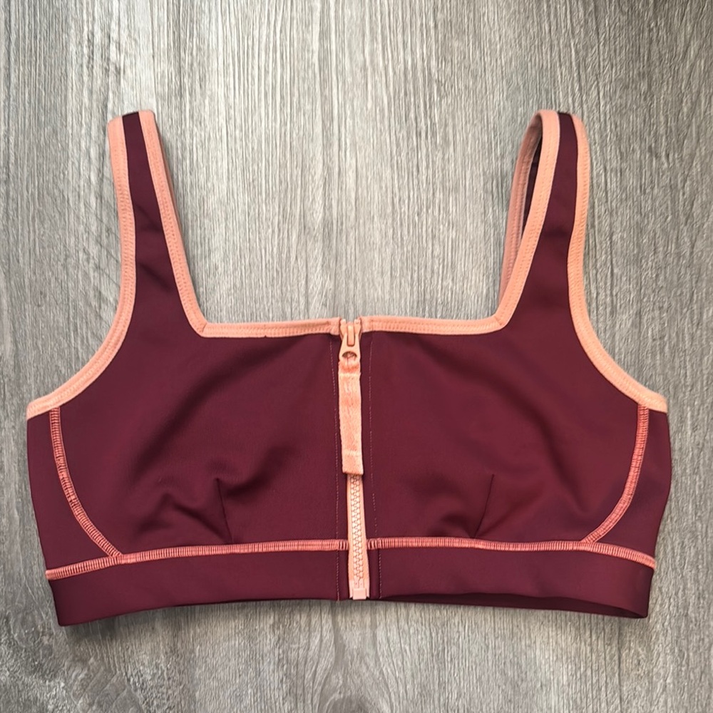 Fabletics- Scuba Sports Bra